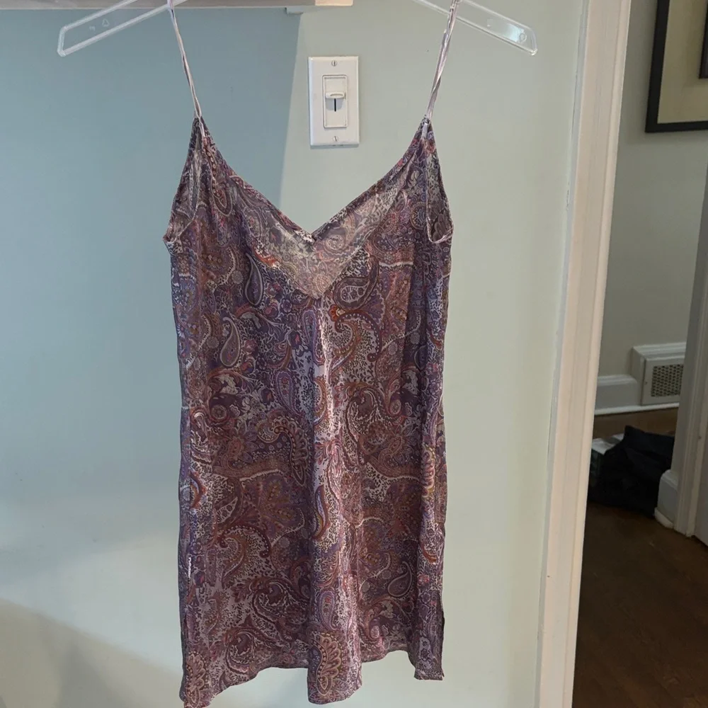 La SENZA Purple Paisley Chemise / Nightgown - Picture 5 of 5